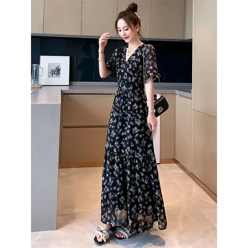 Korean Women V-neck Chiffon Fragmented Flowers Vestidos 2024 New Female French Summer V-neck Chiffon Fragmented Flowers Dresses
Korean Women V-neck Chiffon Fragmented Flowers Vestidos 2024 New Female French Summer V-neck Chiffon Fragmented Flowers Dresses
