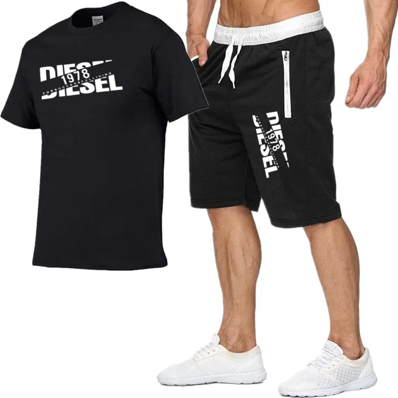2026 new trend hot item summer men's suit casual fashion sportswear beach print short sleeved T-shirt set jogging
2026 new trend hot item summer men's suit casual fashion sportswear beach print short sleeved T-shirt set jogging