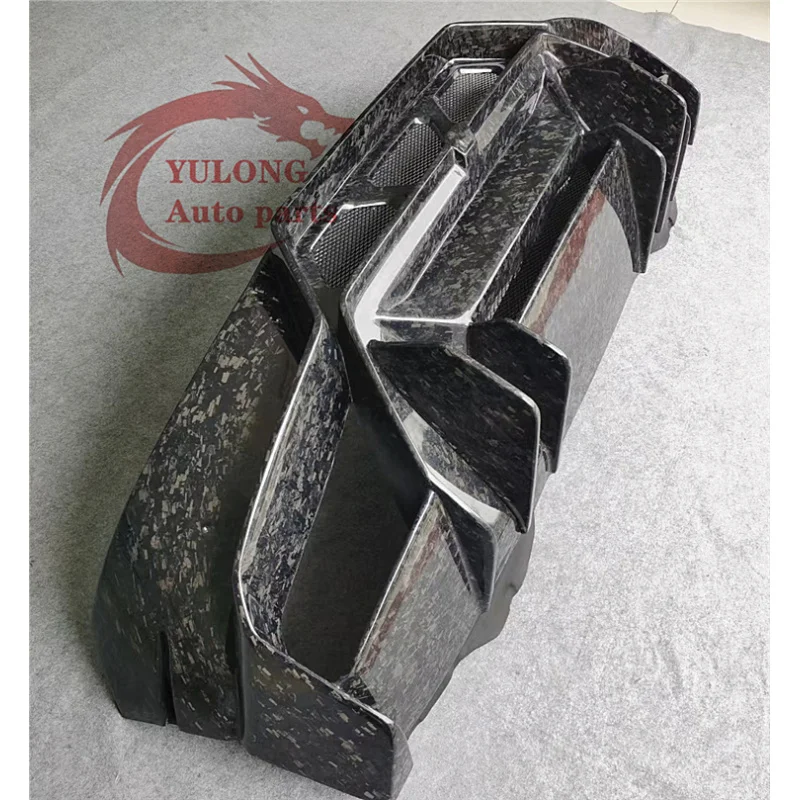 For 2014-2018 Lamborghini Huracan LP610 LP580 V Style Forged Dry Carbon Fiber Rear Bumper Body Kit
For 2014-2018 Lamborghini Huracan LP610 LP580 V Style Forged Dry Carbon Fiber Rear Bumper Body Kit