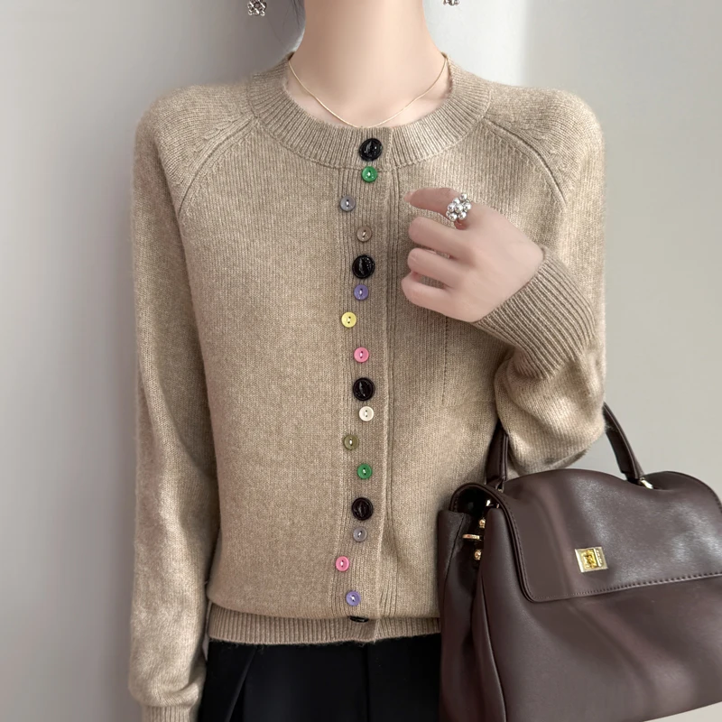 Women Merino Wool Cardigan Round Collar Sweater Coat Color Buckles Clothing Autumn Winter Long Sleeve Knitwear Bottoming Tops
Women Merino Wool Cardigan Round Collar Sweater Coat Color Buckles Clothing Autumn Winter Long Sleeve Knitwear Bottoming Tops
