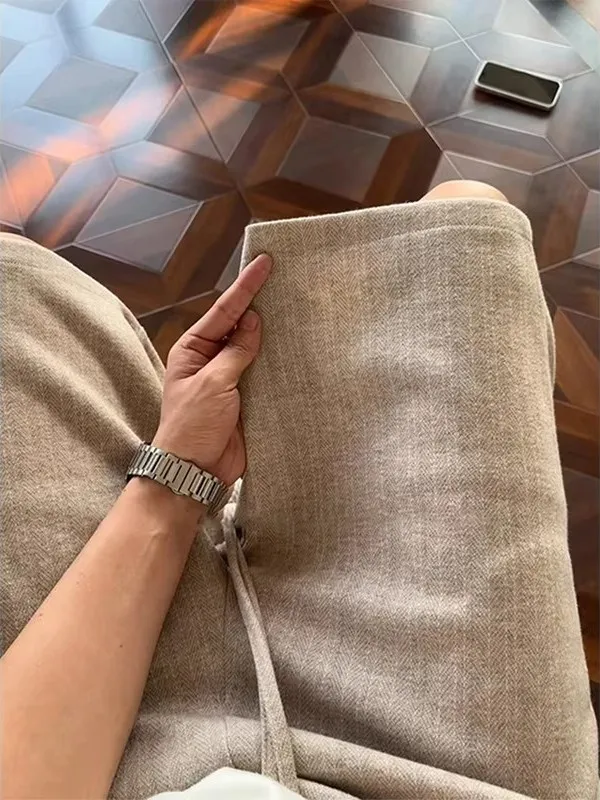 Casual Sporty Light Men's Shorts Summer Loose Fit Five-Quarter Pants Elastic Waist Straight Leg CleanFit Style Daily Wear
Casual Sporty Light Men's Shorts Summer Loose Fit Five-Quarter Pants Elastic Waist Straight Leg CleanFit Style Daily Wear