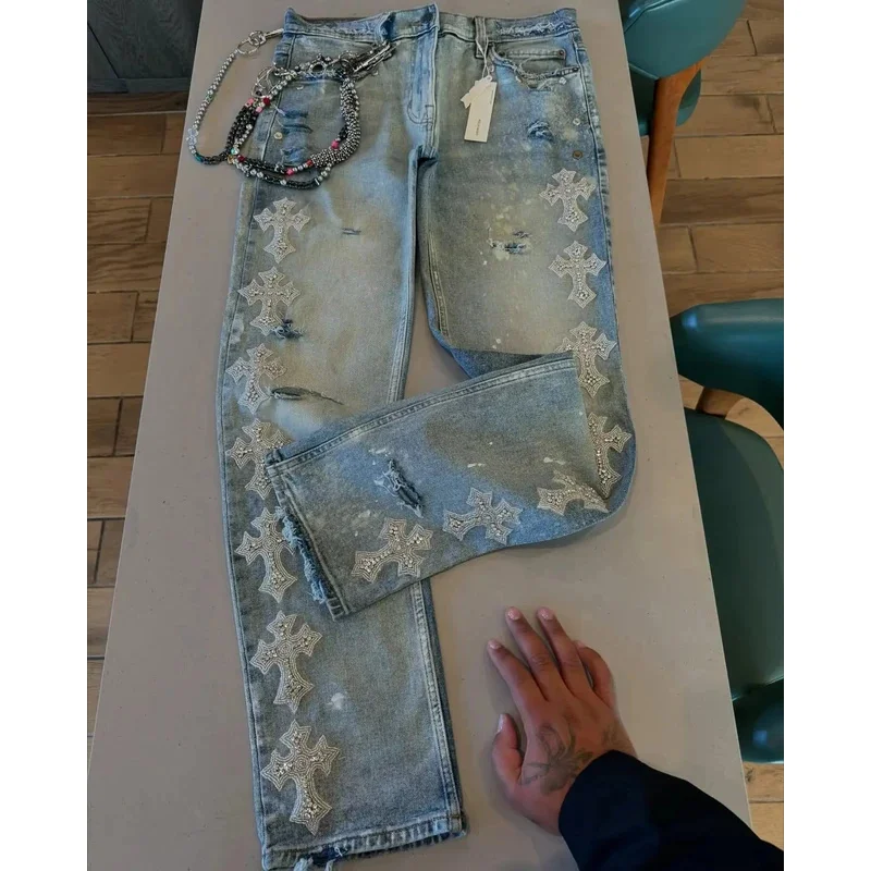 Bear House Anime C Rhinestone Jeans Y2K Clothes Mens Womens Harajuku Hip Hop Cross Rhinestones Vintage Blue Bagg ZoZ*1h9
Bear House Anime C Rhinestone Jeans Y2K Clothes Mens Womens Harajuku Hip Hop Cross Rhinestones Vintage Blue Bagg ZoZ*1h9
