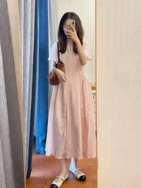 Повседневное летнее женское льняное платье А-силуэта с круглым вырезом, короткими рукавами-фонариками и приталенной талией, розовое
Повседневное летнее женское льняное платье А-силуэта с круглым вырезом, короткими рукавами-фонариками и приталенной талией, розовое