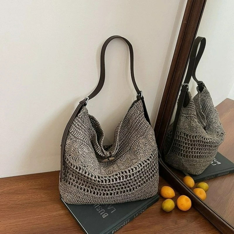 Fashionable Bohemian-style Hand-woven Straw Handbag, Lightweight for Commuting, Versatile and Large-capacity Crossbody Tote Bag
Fashionable Bohemian-style Hand-woven Straw Handbag, Lightweight for Commuting, Versatile and Large-capacity Crossbody Tote Bag