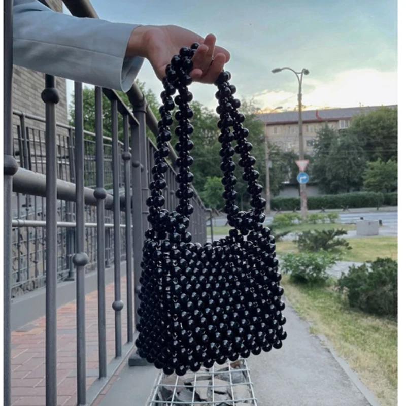 Small Design Black Beaded Bag Large Capacity Solid Color Handmade High Grade Shoulder Women's Party Dinner New Customized Colors
Small Design Black Beaded Bag Large Capacity Solid Color Handmade High Grade Shoulder Women's Party Dinner New Customized Colors