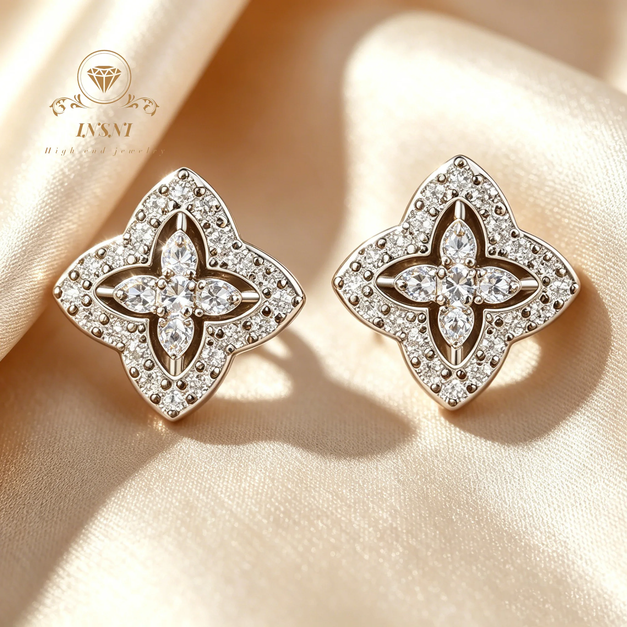 Moissanite Lotus Stud Earrings Niche High-end Four-leaf Clover Slightly Inlaid 925 Silver Jewelry Affordable Light Luxury Gift
Moissanite Lotus Stud Earrings Niche High-end Four-leaf Clover Slightly Inlaid 925 Silver Jewelry Affordable Light Luxury Gift