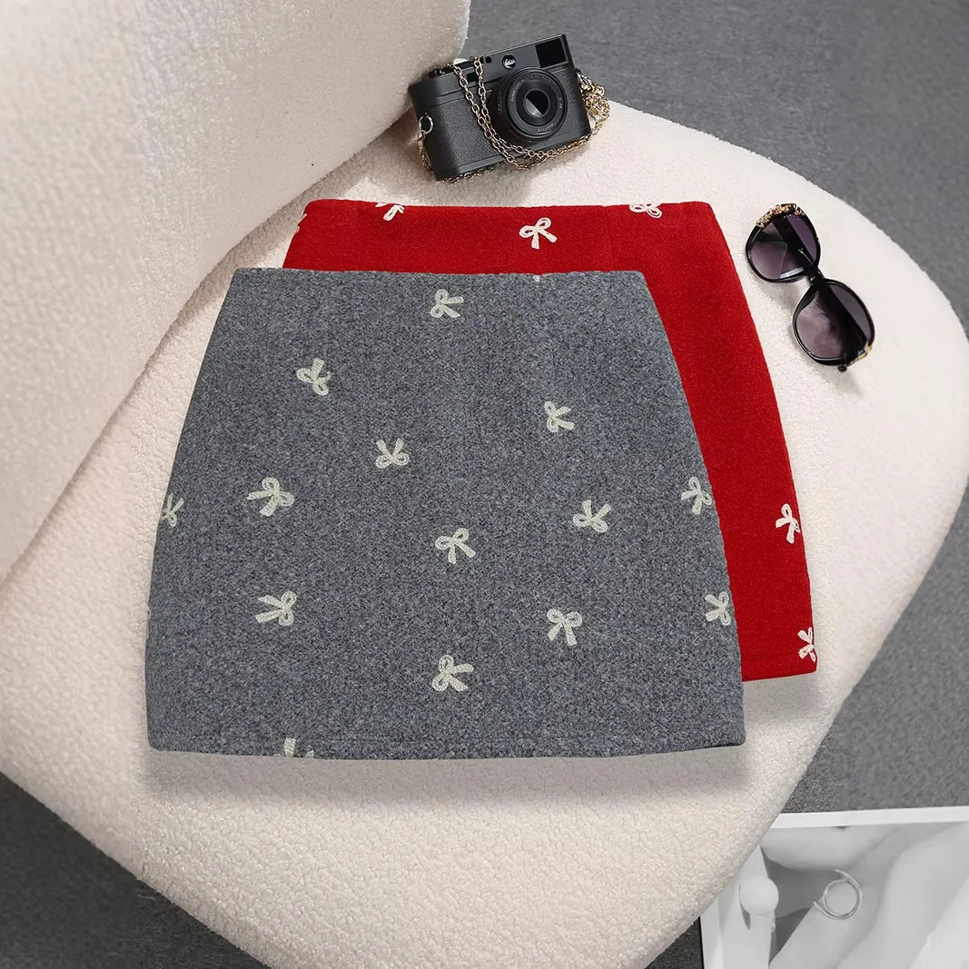 Красная шерстяная юбка с бантом, весна 2026, новая, с завышенной талией, милая юбка-карандаш
Красная шерстяная юбка с бантом, весна 2026, новая, с завышенной талией, милая юбка-карандаш