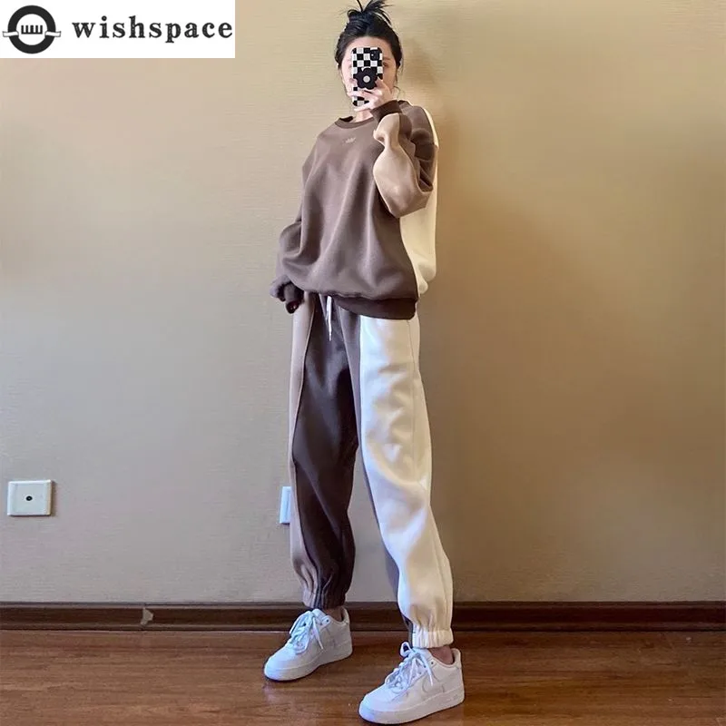 Fashion Sports Set Women's Spring and Autumn 2023 Loose Sleeve Top Casual Pants Age Reducing Elegant Women's Two Piece Set
Fashion Sports Set Women's Spring and Autumn 2023 Loose Sleeve Top Casual Pants Age Reducing Elegant Women's Two Piece Set