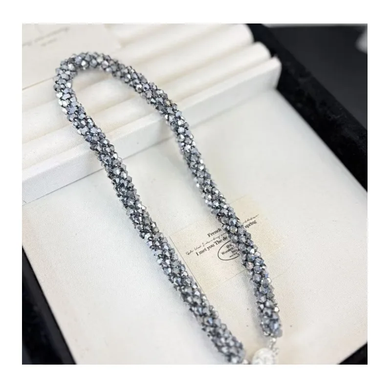 Micro-inlaid Magnetic Glass Beaded Necklace, Personalized Fashion, Niche Design, Clavicle Chain, Light Luxury, High-end Necklace
Micro-inlaid Magnetic Glass Beaded Necklace, Personalized Fashion, Niche Design, Clavicle Chain, Light Luxury, High-end Necklace