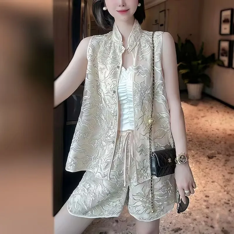 Contrasting Lace Vest 2023 Summer New Sleeveless White Vest Vest Contrasting Lace Shorts Suit Women
Contrasting Lace Vest 2023 Summer New Sleeveless White Vest Vest Contrasting Lace Shorts Suit Women