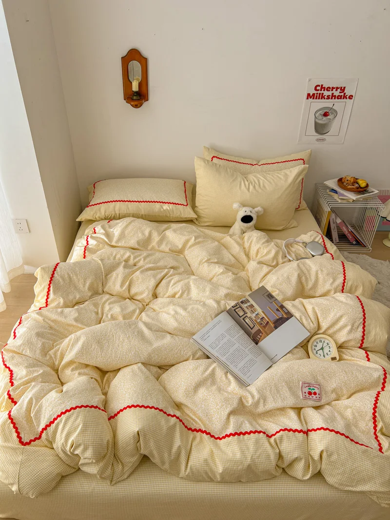 2026 New Comforter Sets Duvet Cover Print Plaid and Small Flower 4PCS Bedding Sets Elegant Style For Women Girls Home Room Decor
2026 New Comforter Sets Duvet Cover Print Plaid and Small Flower 4PCS Bedding Sets Elegant Style For Women Girls Home Room Decor