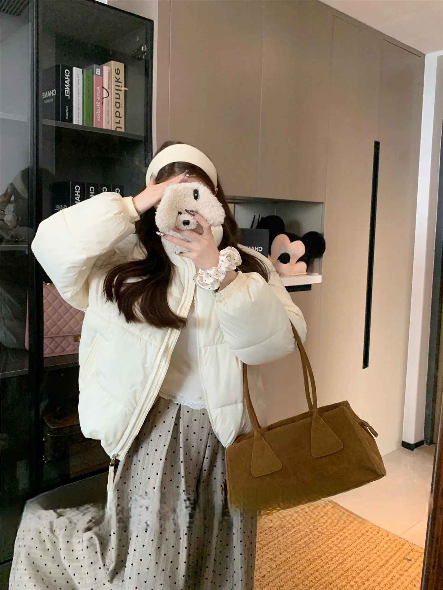 Куртки-пуховики для девочек, короткие, женские, с надписями: смелые, отважные, дерзкие, бесстрашные, отважные, геройские, смелые, приключенческие, для девушек.
Куртки-пуховики для девочек, короткие, женские, с надписями: смелые, отважные, дерзкие, бесстрашные, отважные, геройские, смелые, приключенческие, для девушек.