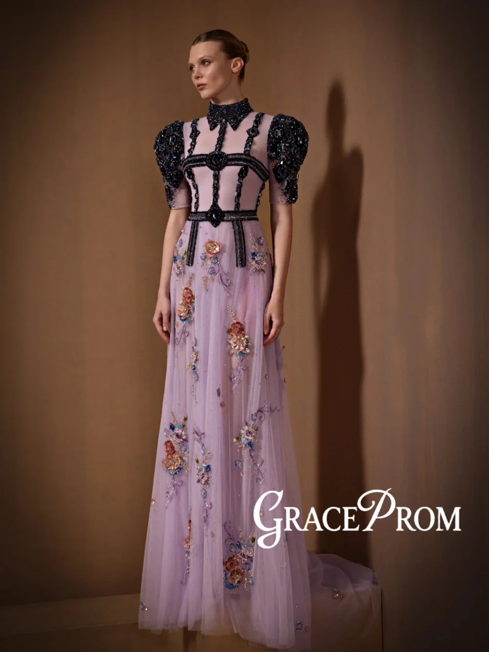 Muslim Luxury Crystal Evening Dress Purple Embroidery A-line Long Wedding Party Gowns Customized Short Sleeve Banquet Gowns
Muslim Luxury Crystal Evening Dress Purple Embroidery A-line Long Wedding Party Gowns Customized Short Sleeve Banquet Gowns