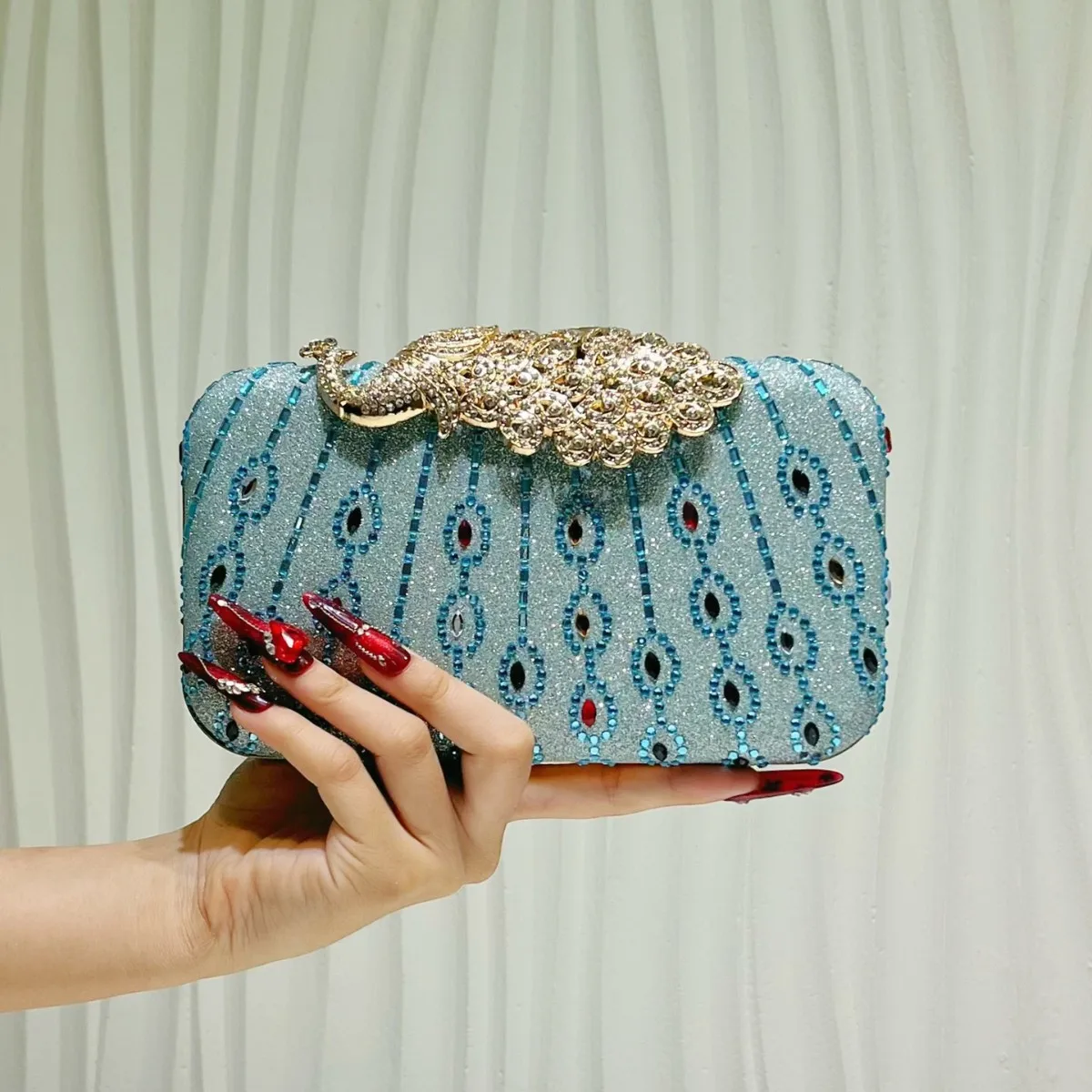 diamond socialite small hand messenger women's bag dress cheongsam banquet bag women
diamond socialite small hand messenger women's bag dress cheongsam banquet bag women