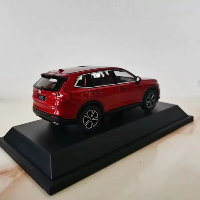 Масштабная модель автомобиля Honda CR-V 2023 из сплава, 1:43, статическая коллекционная модель, украшение, праздничный подарок, игрушка, классический сувенир
Масштабная модель автомобиля Honda CR-V 2023 из сплава, 1:43, статическая коллекционная модель, украшение, праздничный подарок, игрушка, классический сувенир
