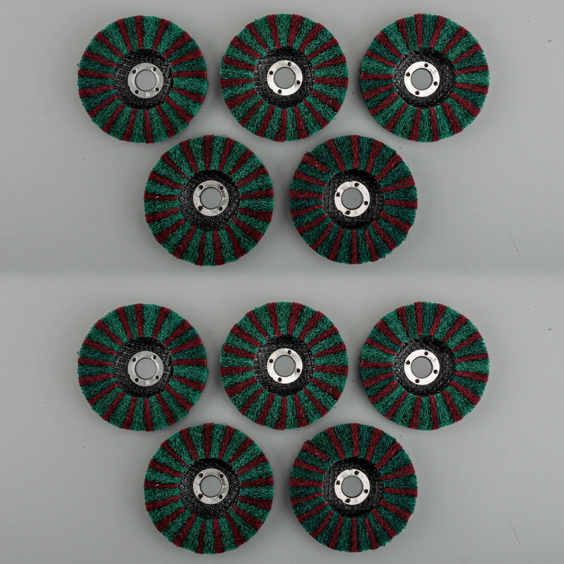 10pcs 100mm 4" Scouring Pad Flap Polishing Wheel Abrasive Buffing Disc 150 & 240 Grit For Angle Grinder Metal Finishing
10pcs 100mm 4" Scouring Pad Flap Polishing Wheel Abrasive Buffing Disc 150 & 240 Grit For Angle Grinder Metal Finishing