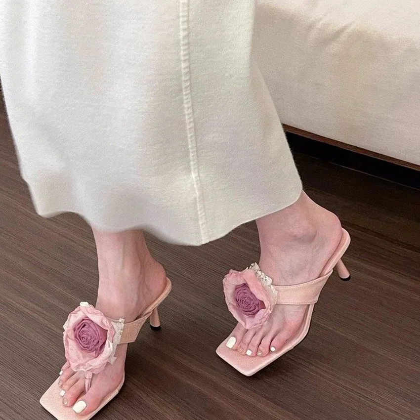 Slippers For Women Ladies High heels Summer Flip Flops Open Toe Flowers Bohemian S For Women Sandals Leather Sandals Woman New
Slippers For Women Ladies High heels Summer Flip Flops Open Toe Flowers Bohemian S For Women Sandals Leather Sandals Woman New