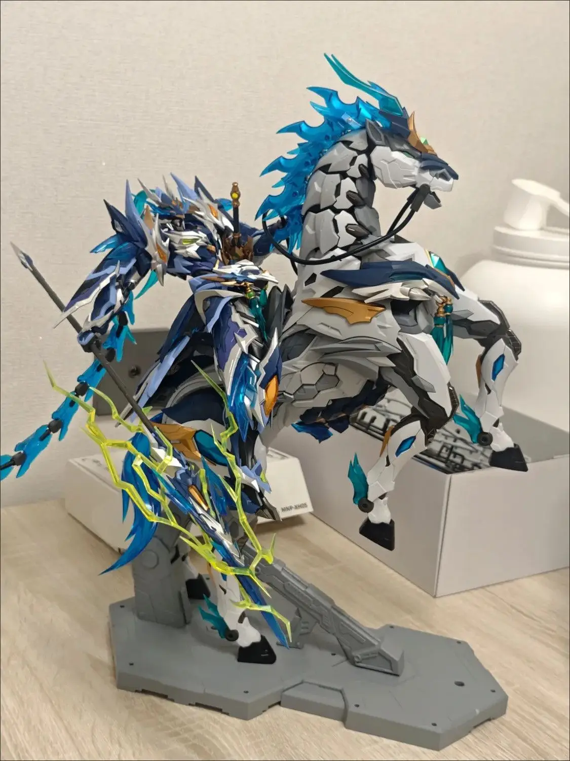 1/100 Motor Nuclear Mnp- Xh05a Zhao Yun With Mount Alloy Skeleton Super Mobile Guochuang Assembled Mech Model Room Decoration
1/100 Motor Nuclear Mnp- Xh05a Zhao Yun With Mount Alloy Skeleton Super Mobile Guochuang Assembled Mech Model Room Decoration