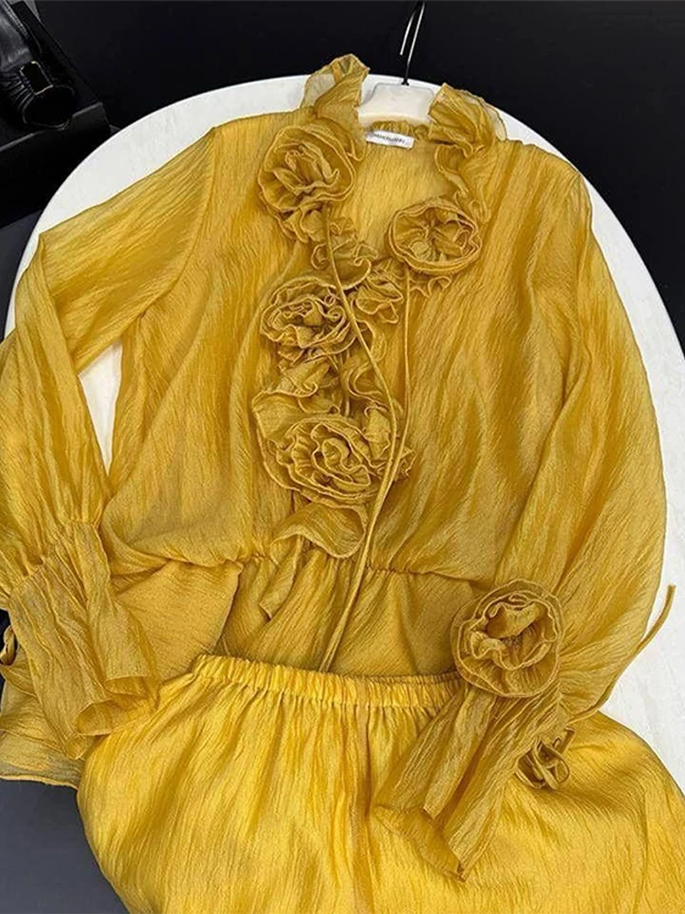 Ruffle Women's Shirt Shorts Sets 3D Flower V-neck Lace Up Long Sleeve Top Elastic Waist Short Pants two pieces set Lady Suits
Ruffle Women's Shirt Shorts Sets 3D Flower V-neck Lace Up Long Sleeve Top Elastic Waist Short Pants two pieces set Lady Suits