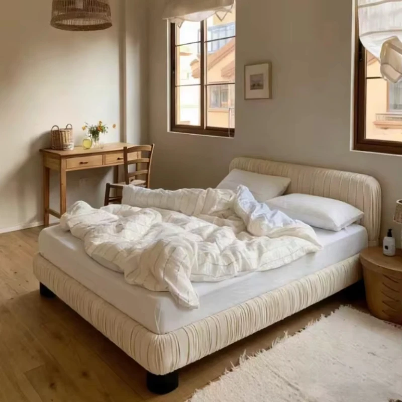 Modern Classic Design Bedroom Solid Wood Frame Ivory White Velvet Fabric Soft Bed
Modern Classic Design Bedroom Solid Wood Frame Ivory White Velvet Fabric Soft Bed