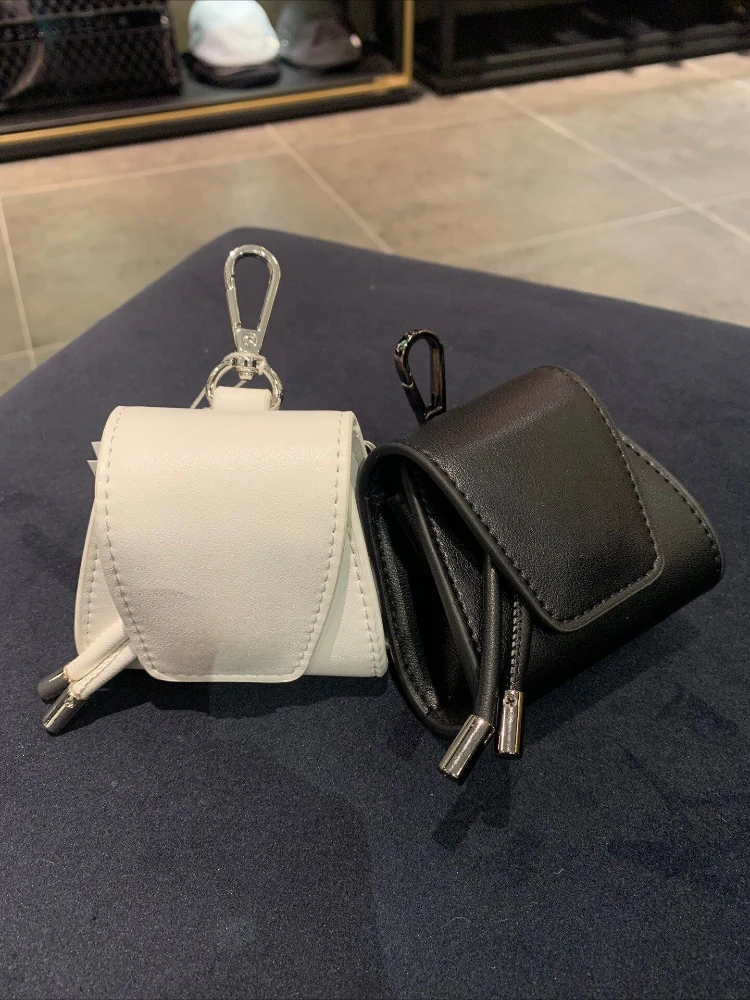 2026 Korean Fashion Small Waist Bag for Women Golf Ball Decorative Trendy Versatile Skirt Bag Casual Daily Sports Small Pouch
2026 Korean Fashion Small Waist Bag for Women Golf Ball Decorative Trendy Versatile Skirt Bag Casual Daily Sports Small Pouch