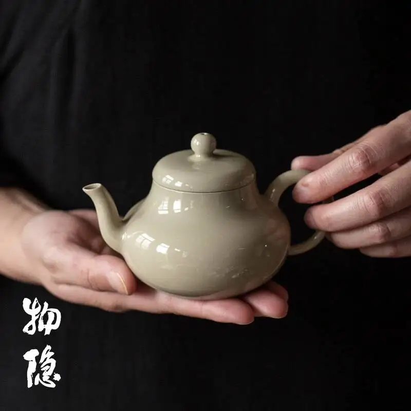 Wuyintang japanese Style Ash Glazed Teapot Single Handmade Vintage Household Ceramic Brewing Pot Anti Scalding Tea Set
Wuyintang japanese Style Ash Glazed Teapot Single Handmade Vintage Household Ceramic Brewing Pot Anti Scalding Tea Set