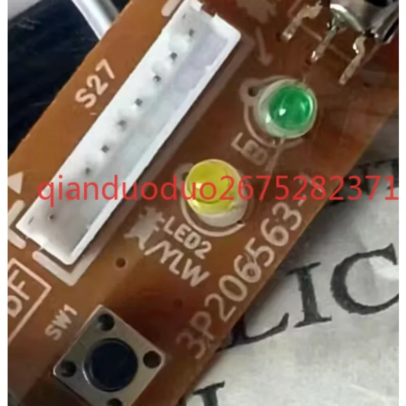 Suitable for infrared remote control receiving P board 3P206563-1 1 9-pin receiving board + 1 cable for Daikin air conditioner
Suitable for infrared remote control receiving P board 3P206563-1 1 9-pin receiving board + 1 cable for Daikin air conditioner