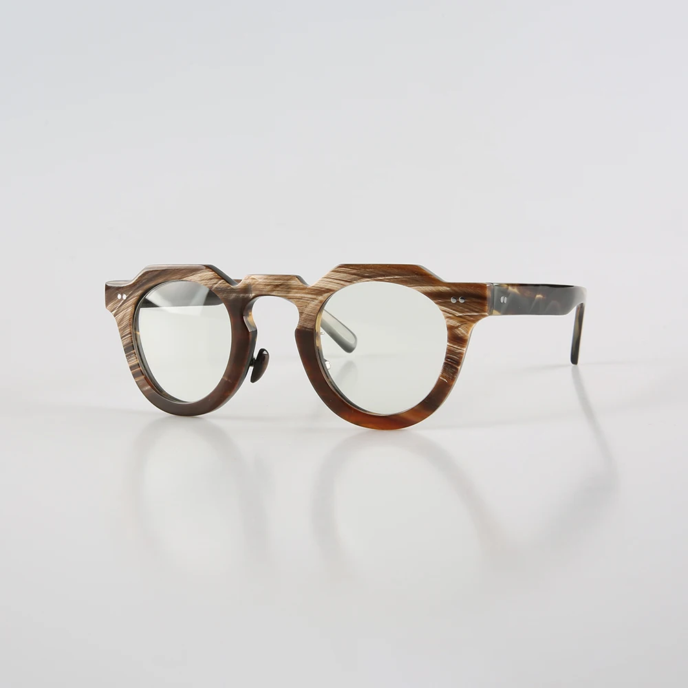 New Striped Classic Handmade Optical Eyewear Genuine Natural Horn Prescription Glasses For Men Luxury Reading Eyeglass Frames
New Striped Classic Handmade Optical Eyewear Genuine Natural Horn Prescription Glasses For Men Luxury Reading Eyeglass Frames