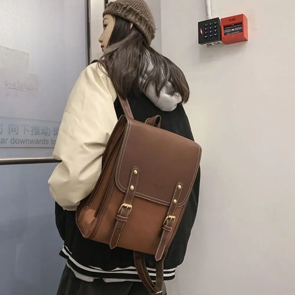 Модный японский рюкзак из искусственной кожи в консервативном стиле, рюкзаки для ноутбука большой емкости, рюкзак
Модный японский рюкзак из искусственной кожи в консервативном стиле, рюкзаки для ноутбука большой емкости, рюкзак