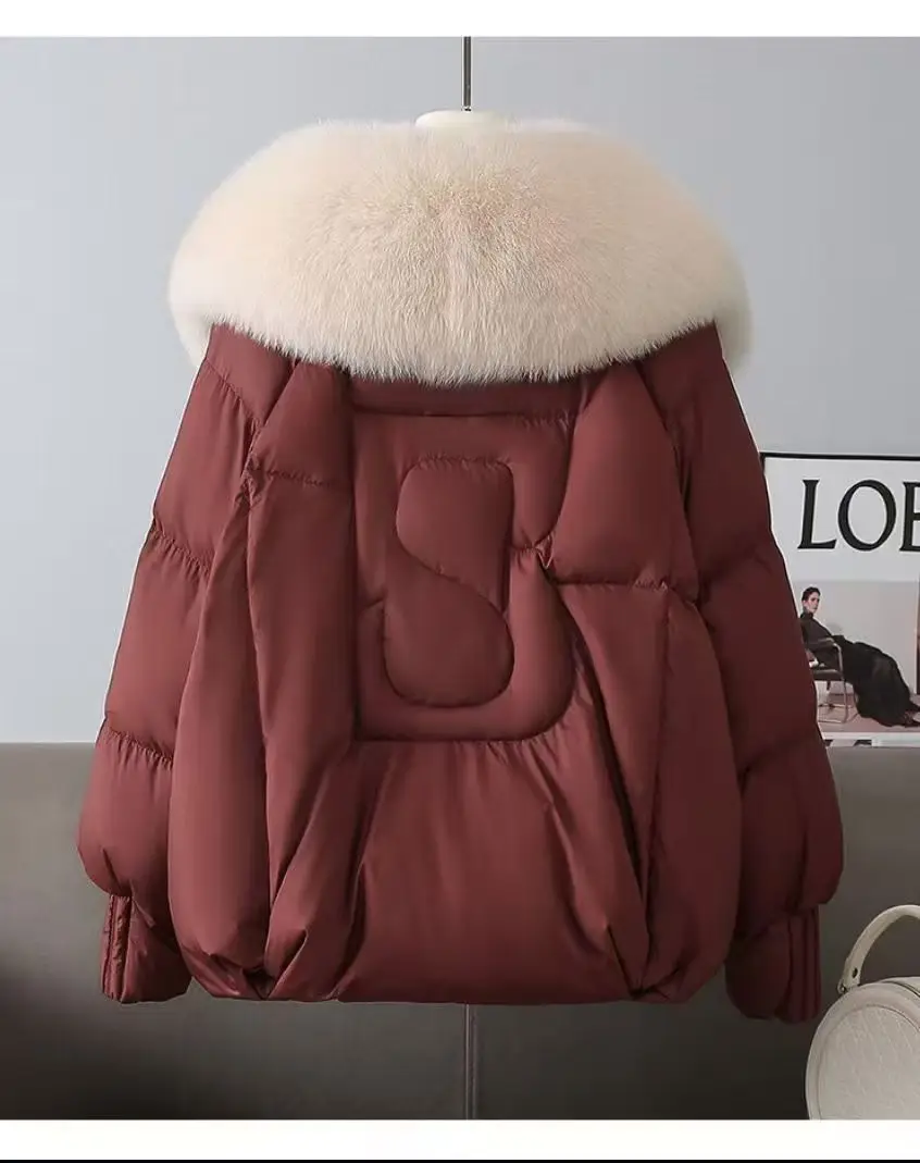 Winter 2025 Fashion Short Cotton Jacket with Large Fur Collar High-End Loose Fit Elegant Cotton Coat Cross-Border Outerwear
Winter 2025 Fashion Short Cotton Jacket with Large Fur Collar High-End Loose Fit Elegant Cotton Coat Cross-Border Outerwear