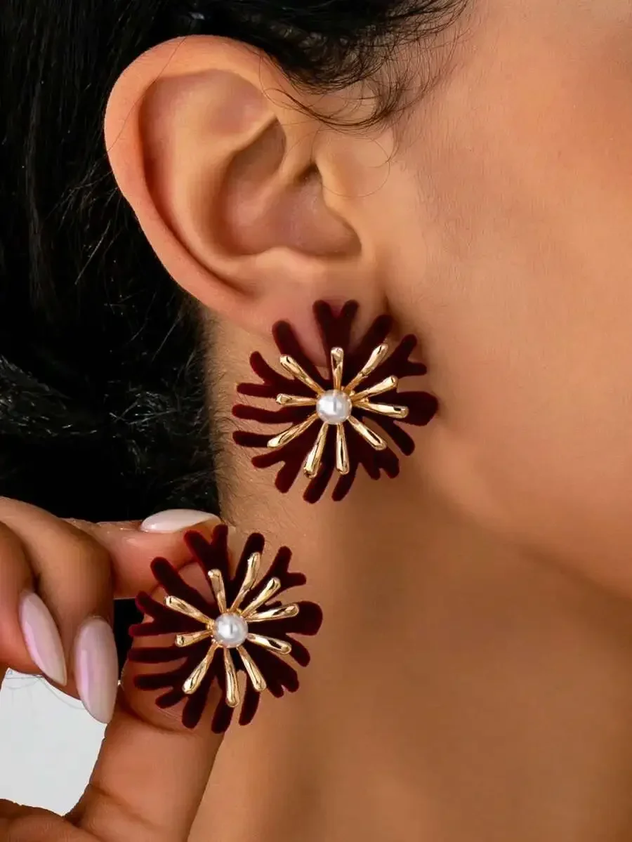 Vintage Velvet Flower Earrings With Pearl Center For Women
Vintage Velvet Flower Earrings With Pearl Center For Women