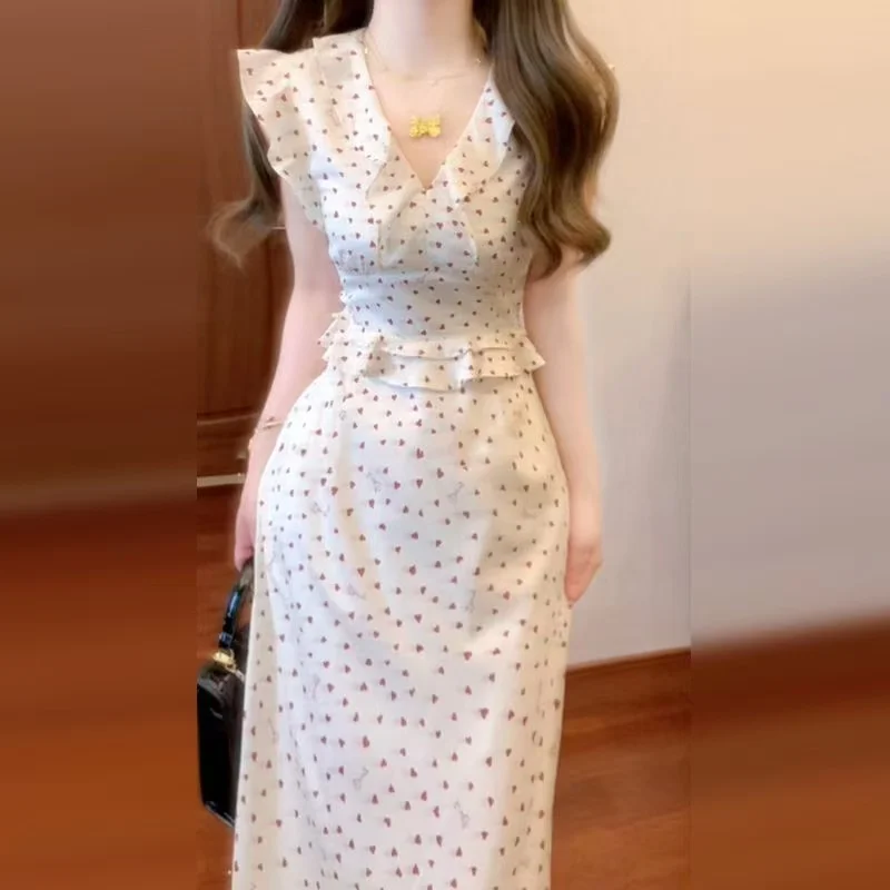 Chic Chinese Style V-Neck Fairy Tale Dress Women Summer Waist Cinched Knee-Length Polka Dot Fish Tail Long Skirt
Chic Chinese Style V-Neck Fairy Tale Dress Women Summer Waist Cinched Knee-Length Polka Dot Fish Tail Long Skirt