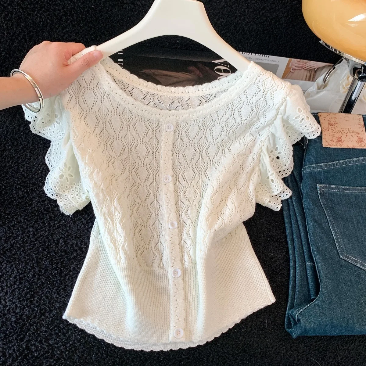 Korean Style Pure Color Turn-down Collar T-shirt Women's Summer New Fashion Simple Casual Top with Lace Design Short Sleeve
Korean Style Pure Color Turn-down Collar T-shirt Women's Summer New Fashion Simple Casual Top with Lace Design Short Sleeve