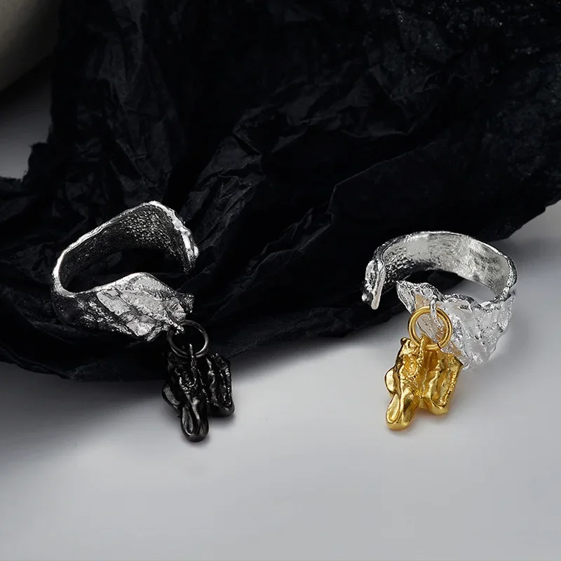 Youth of Vigor Alien Charm Irregular Solid 925 Sterling Silver Open Ring Rough Surface Vintage Original Party Rings R1172
Youth of Vigor Alien Charm Irregular Solid 925 Sterling Silver Open Ring Rough Surface Vintage Original Party Rings R1172