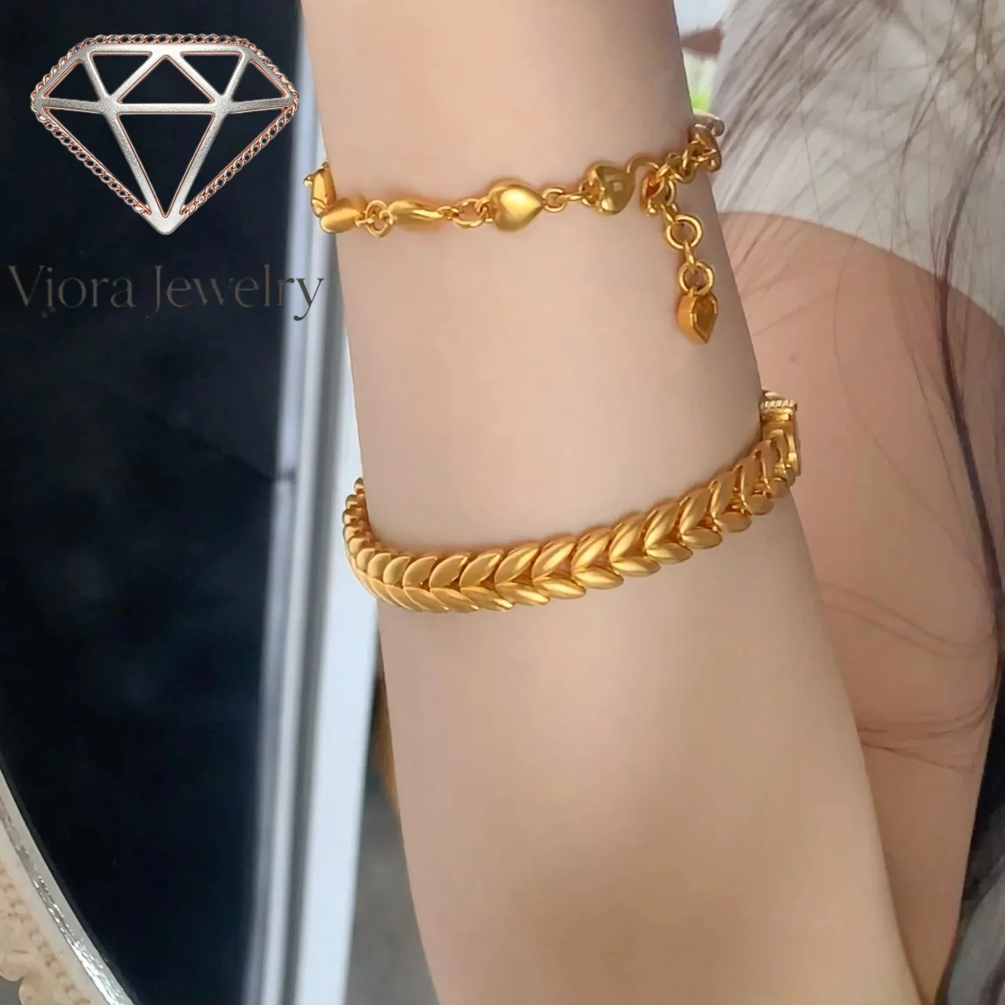 Viora Jewelry Creative atmospheric wheat ears and plain ring bracelet 24K real gold simple and versatile 9999 bracelet fashiona
Viora Jewelry Creative atmospheric wheat ears and plain ring bracelet 24K real gold simple and versatile 9999 bracelet fashiona