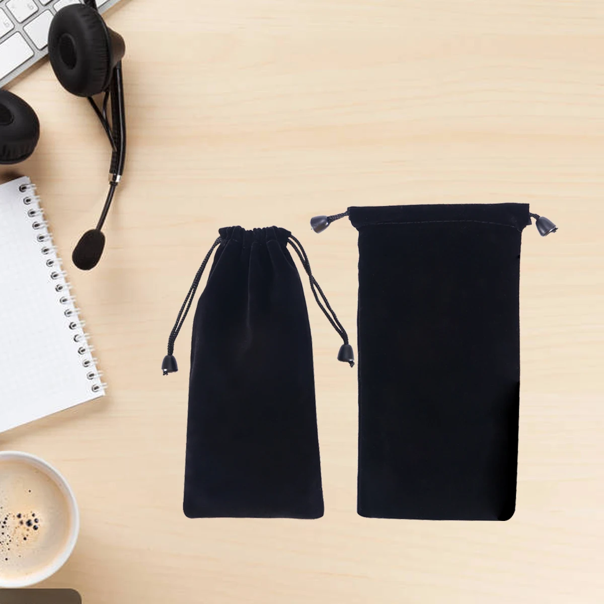 2 Pieces Drawstring Pouches 20x11x0.3cm Watch Storage Bags Jewelry Travel Cloth Bag Foldable Flocked
2 Pieces Drawstring Pouches 20x11x0.3cm Watch Storage Bags Jewelry Travel Cloth Bag Foldable Flocked