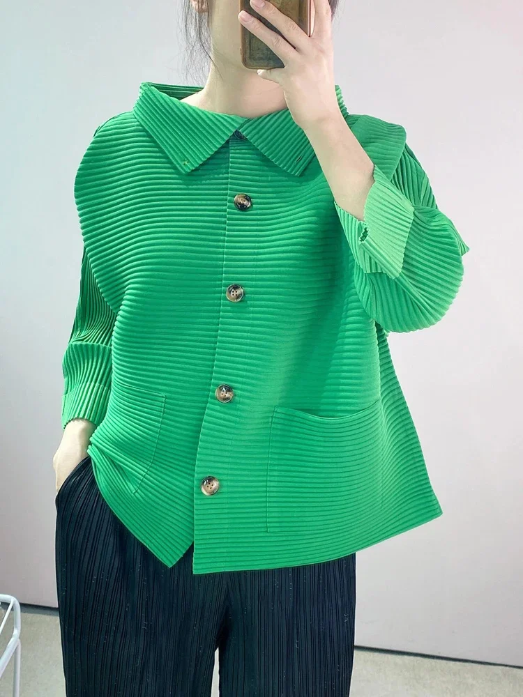 Женское пальто Miyake Pleated Fashion, нагрудная куртка больших размеров с воротником-стойкой и рукавами семь точек
Женское пальто Miyake Pleated Fashion, нагрудная куртка больших размеров с воротником-стойкой и рукавами семь точек