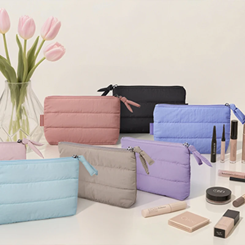 Puffy Cosmetic Bag Small Spacious Water-Resistant Makeup Organizer Travel Pouch for Skincare & Electronics Daily Use
Puffy Cosmetic Bag Small Spacious Water-Resistant Makeup Organizer Travel Pouch for Skincare & Electronics Daily Use