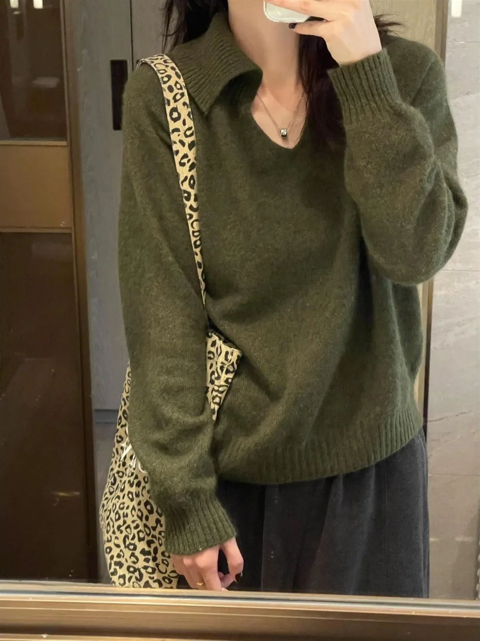 een Oversized Crew Ne Knitwear Women's mat Sle Loose Fit Autumn Winter New Arrival High End Feeling Slimming Swe...
een Oversized Crew Ne Knitwear Women's mat Sle Loose Fit Autumn Winter New Arrival High End Feeling Slimming Swe...