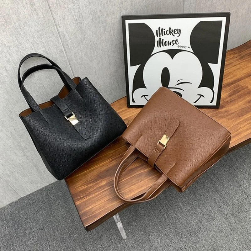 Modish Women's Tote Bag Crafted From Stream-Printed Leather Featuring Casual High-End Lasting Lightweight Daily Look
Modish Women's Tote Bag Crafted From Stream-Printed Leather Featuring Casual High-End Lasting Lightweight Daily Look