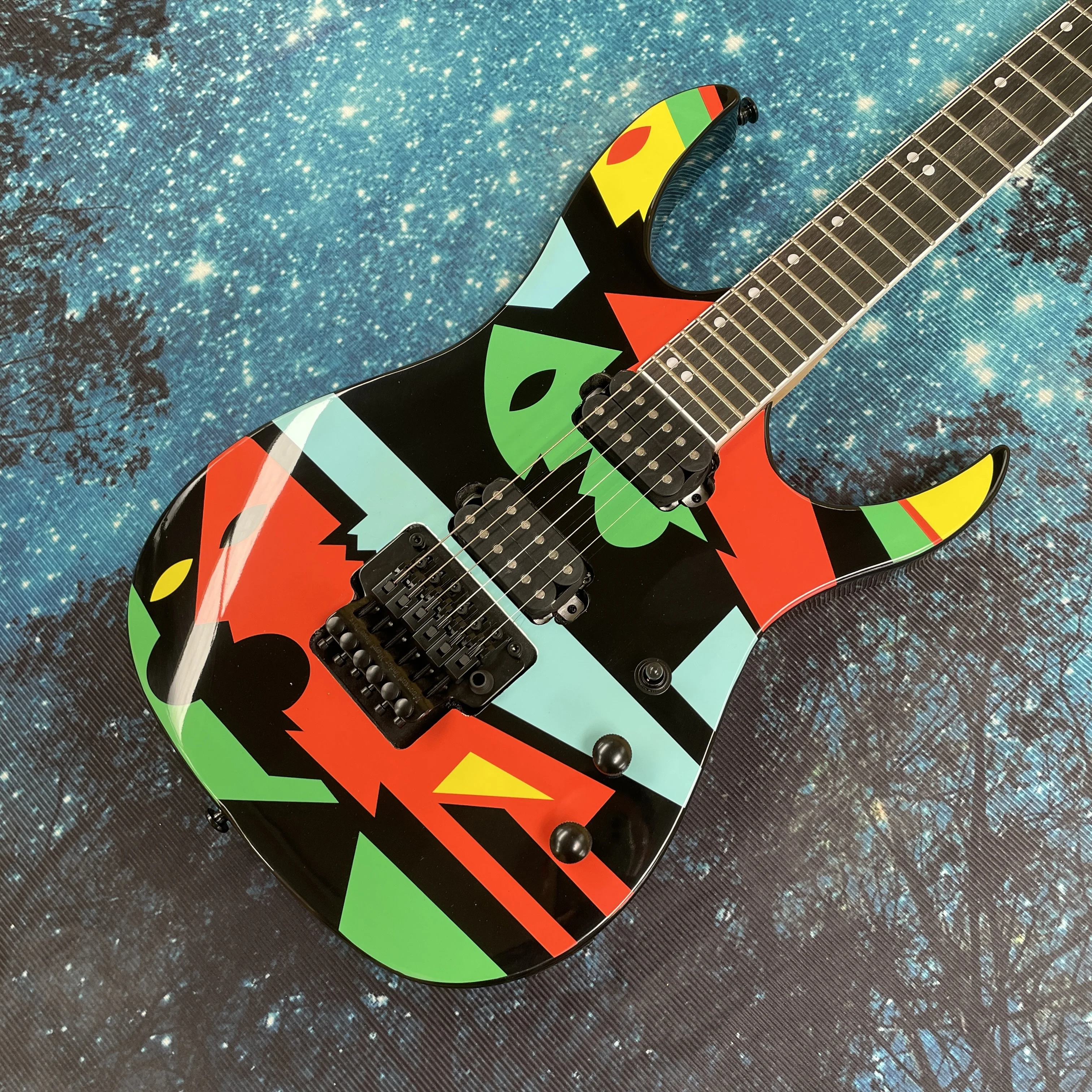 Camouflage Electric Guitar, Double-Locking Tremolo System, Stable Locking Guitars, Advanced Speed-Picking Electric Guitarra
Camouflage Electric Guitar, Double-Locking Tremolo System, Stable Locking Guitars, Advanced Speed-Picking Electric Guitarra