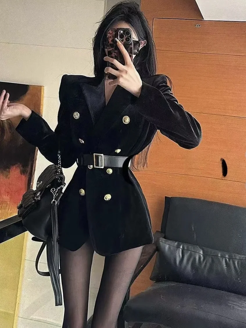 Black Velvet Long Sleeve Suit Dress Hepburn Style Spicy Girl Goddess Elegant Lady Light Maturity Autumn Winter Fashion Women'...
Black Velvet Long Sleeve Suit Dress Hepburn Style Spicy Girl Goddess Elegant Lady Light Maturity Autumn Winter Fashion Women'...