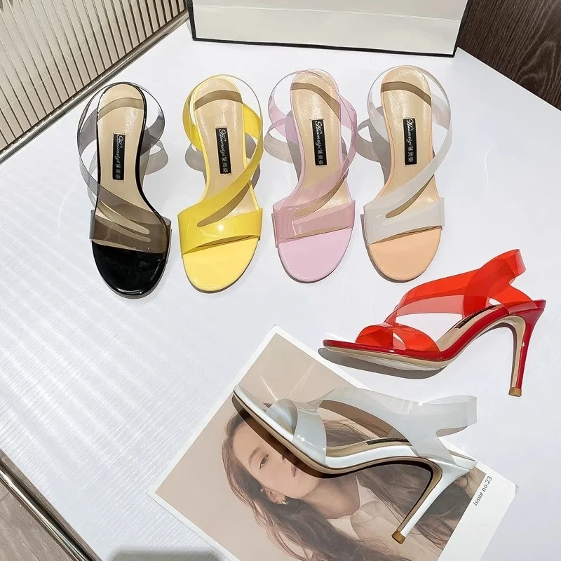Summer new sexy transparent PVC ribbon sexy open-toe fashion sandals thin high-heeled banquet dress small size women's sandals
Summer new sexy transparent PVC ribbon sexy open-toe fashion sandals thin high-heeled banquet dress small size women's sandals