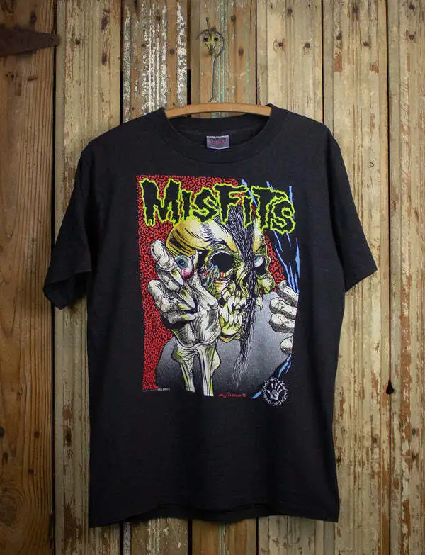 Винтажная черная футболка Misfits для концерта в стиле 90-х годов унисекс модель KH4241
Винтажная черная футболка Misfits для концерта в стиле 90-х годов унисекс модель KH4241