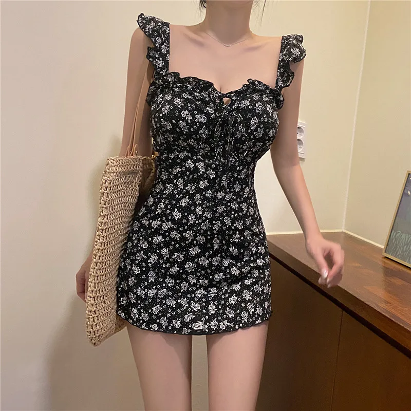 Minsu South Korea New 2025 Small Floral Student Fresh and Conservative Cover Belly Small Chest One-Piece Thin Hot Spring Vacatio
Minsu South Korea New 2025 Small Floral Student Fresh and Conservative Cover Belly Small Chest One-Piece Thin Hot Spring Vacatio