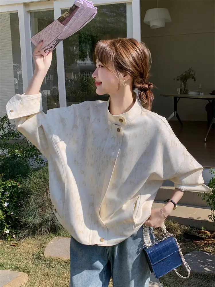 Твидовый укороченный жакет женский весенний, с крупной текстурой, усиленной строчкой, контрастными полосками, оборками, пышными складками, милый, в стиле кавайи
Твидовый укороченный жакет женский весенний, с крупной текстурой, усиленной строчкой, контрастными полосками, оборками, пышными складками, милый, в стиле кавайи