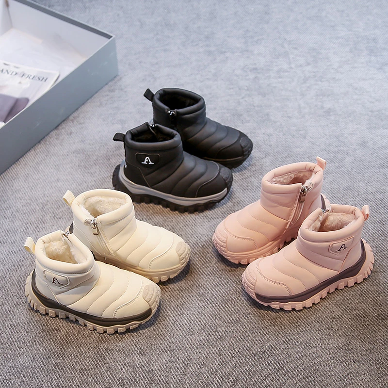 Зимние сапоги для мальчиков и девочек на толстом меху, детские короткие сапоги с круглым носком, водонепроницаемые зимние ботинки 2025 года, новые детские повседневные ботинки с закрытым носком
Зимние сапоги для мальчиков и девочек на толстом меху, детские короткие сапоги с круглым носком, водонепроницаемые зимние ботинки 2025 года, новые детские повседневные ботинки с закрытым носком