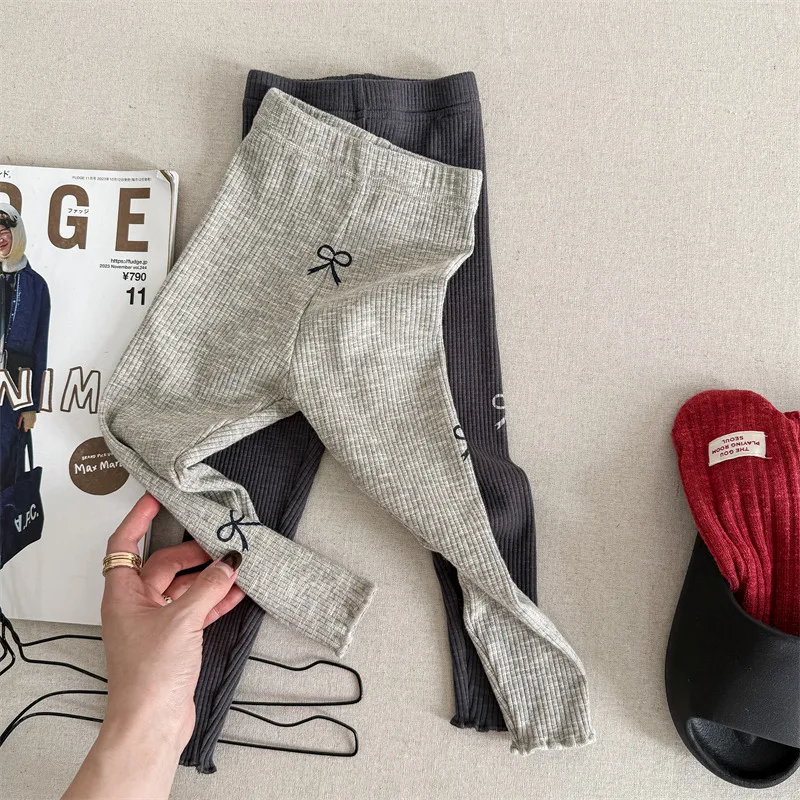 2025 Spring New Children Leggings Cotton Baby Tight Trousers Girls Bow Print Leggings Kids Casual Pants Infant Clothes
2025 Spring New Children Leggings Cotton Baby Tight Trousers Girls Bow Print Leggings Kids Casual Pants Infant Clothes