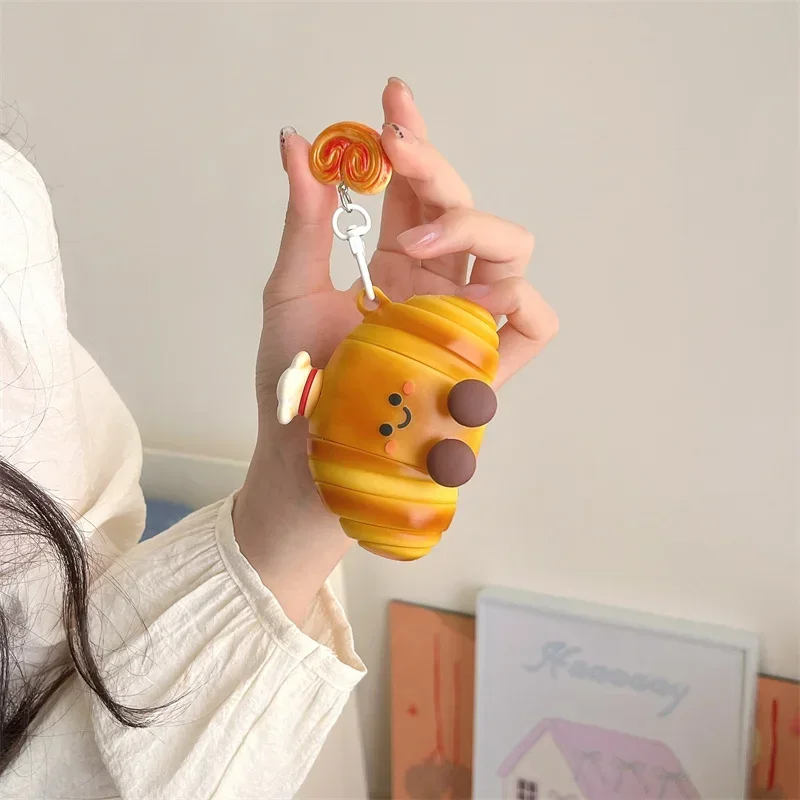 For Huawei Freebuds 6 5 4 4E 5 5i 6i SE2 SE3 Pro 2 3 4 Clip Cute Chef Croissant Silicone Earphone Protective Case With Pendant
For Huawei Freebuds 6 5 4 4E 5 5i 6i SE2 SE3 Pro 2 3 4 Clip Cute Chef Croissant Silicone Earphone Protective Case With Pendant