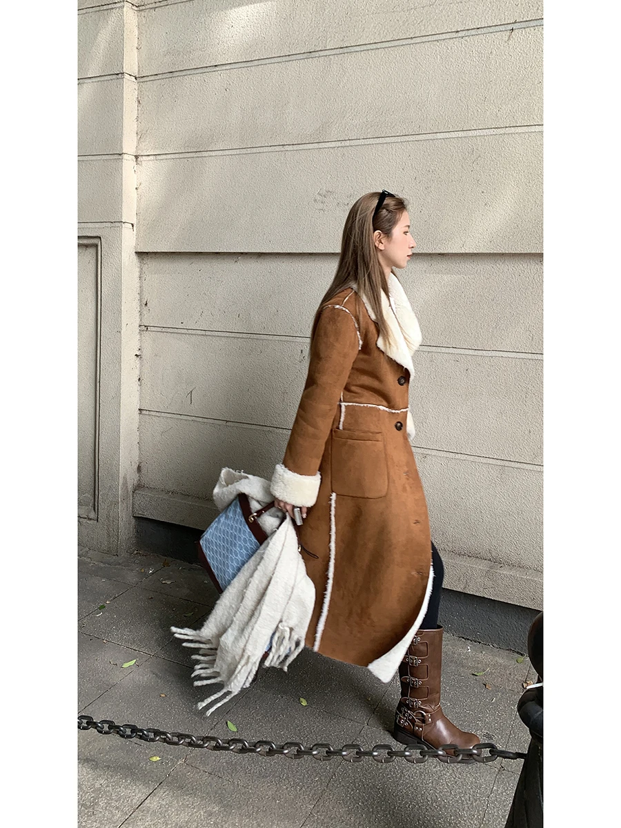 Женская зимняя шуба Red Celebri Cotton Jaet Long Design Sense Lamb Fur Coat Simple Sle Straight Tube Long Sve Singl...
Женская зимняя шуба Red Celebri Cotton Jaet Long Design Sense Lamb Fur Coat Simple Sle Straight Tube Long Sve Singl...